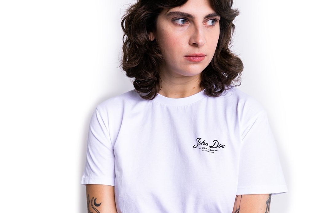 JOHN DOE T-Shirt JD LETTERING WEISS